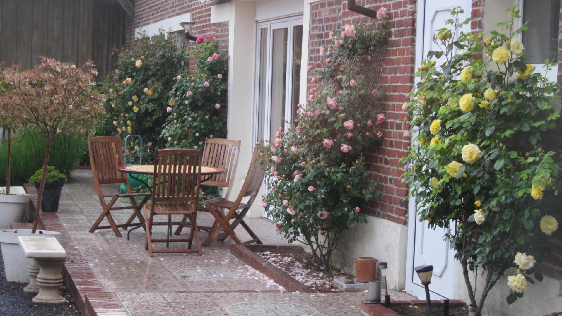 Bed and Breakfast Le Pre Fleuri Curlu Exterior foto